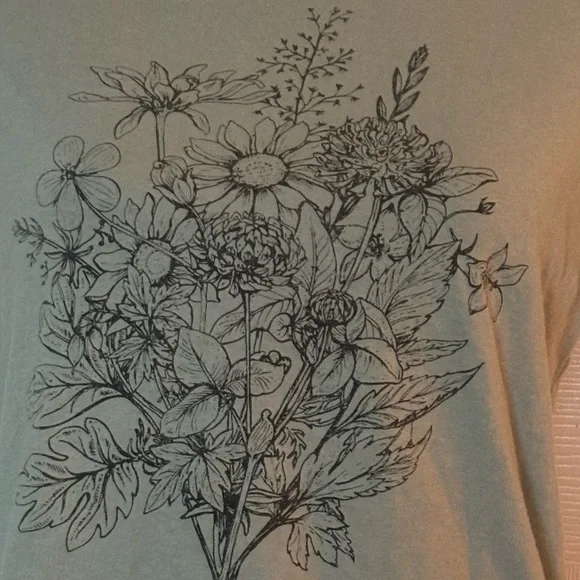 DOE bouquet of flowers printed tshirt size XS - Picture 5 of 5